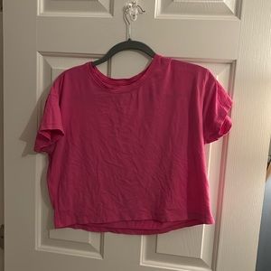 “All yours” cropped lulu size 6 sonic pink, new